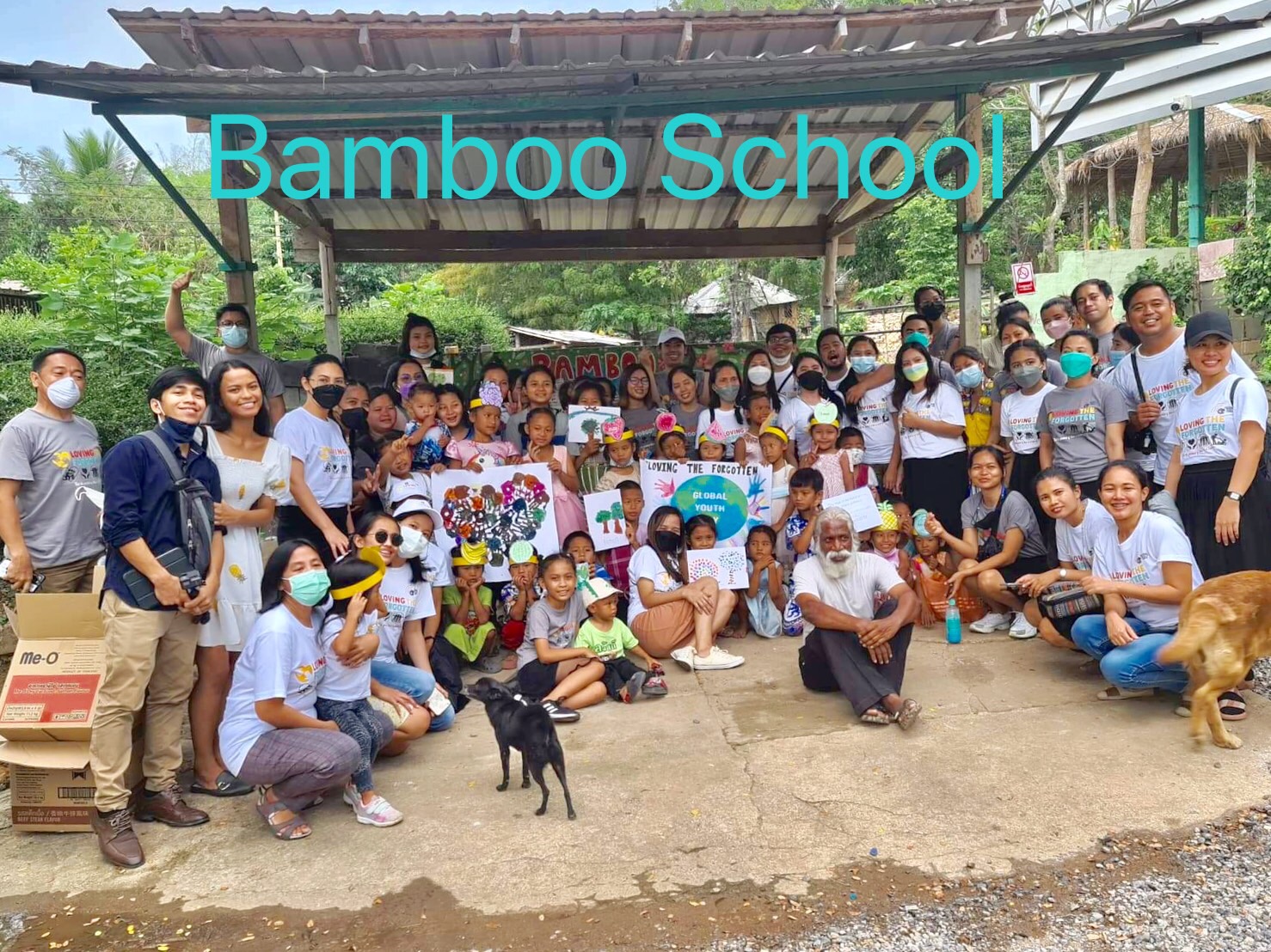 กิจกรรมเยี่ยมเยียนและบริจาคสิ่งของ ณ Bamboo School กาญจนบุรี